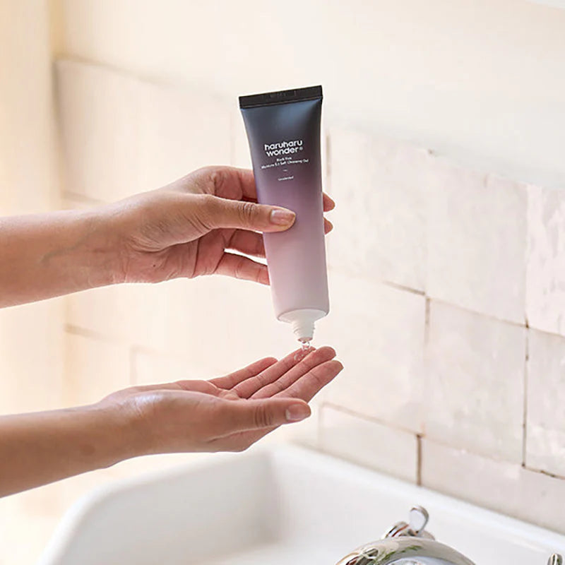 Black Rice Moisture Gentle Cleansing Gel 5.5